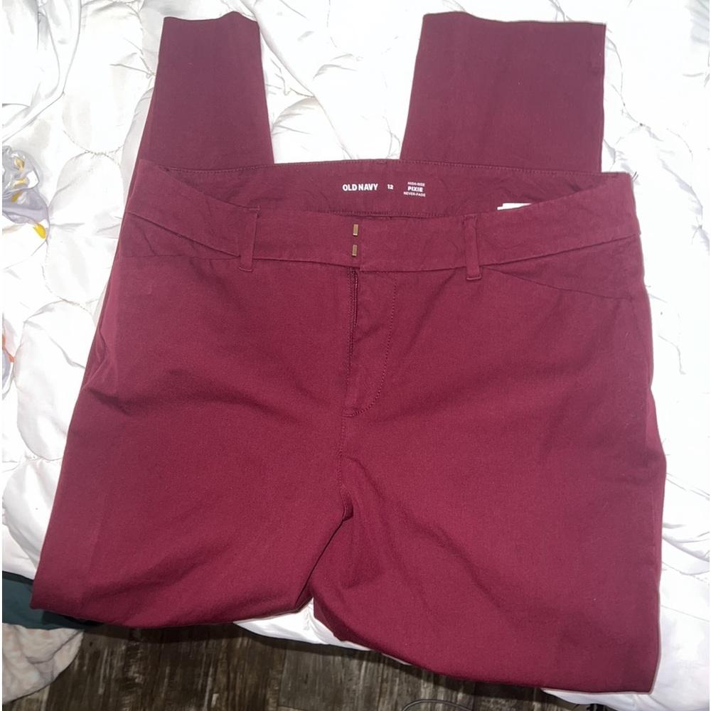 Women’s Old Navy pixie dress pants
